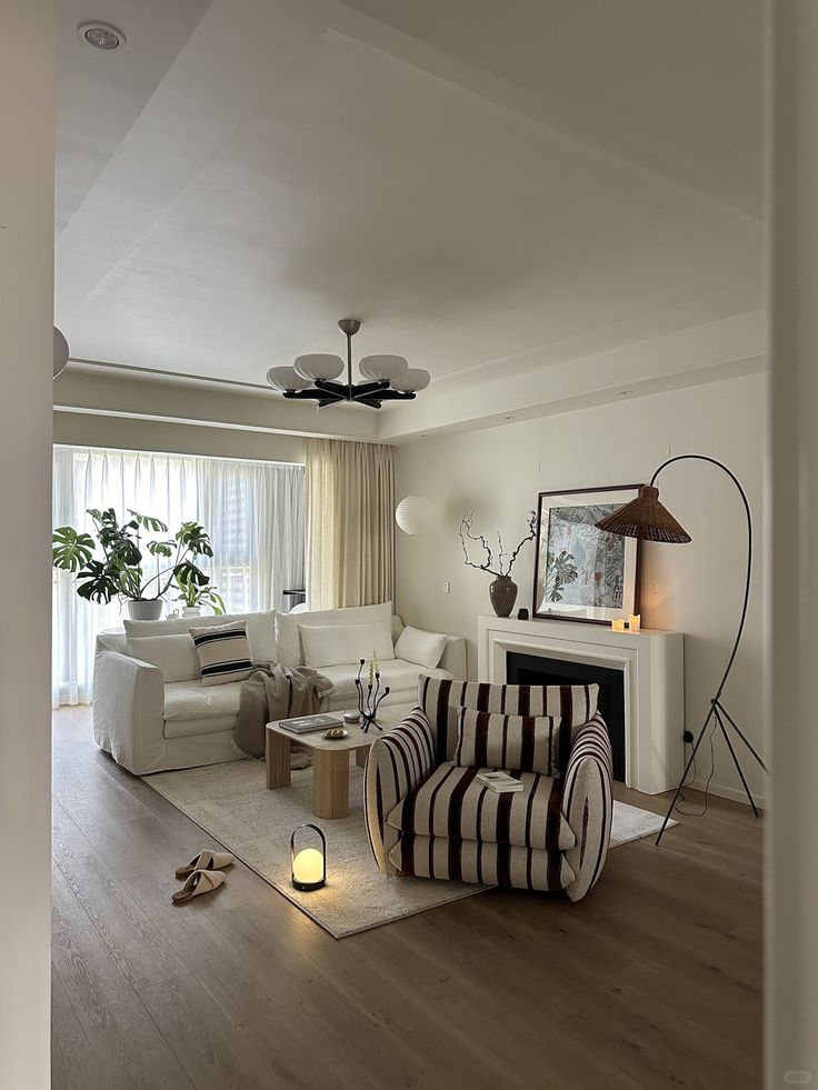 미니멀 거실 스타일링 디테일 컷